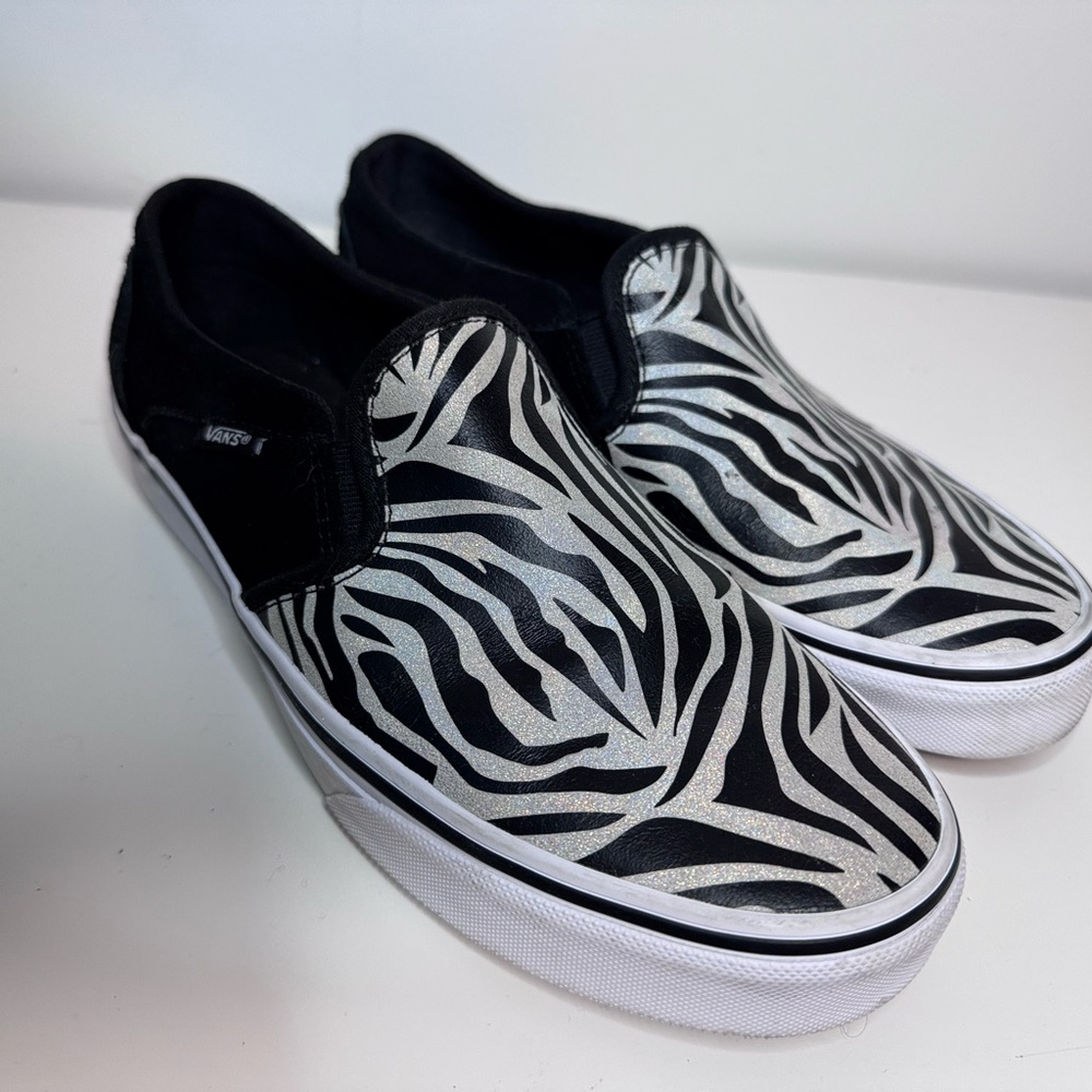 Vans Women's Asher Metallic Zebra Black/White Slip-On Skate Shoes